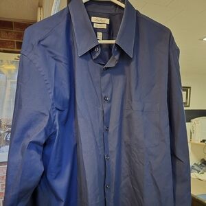 Mens Van Heusen Dress Shirt